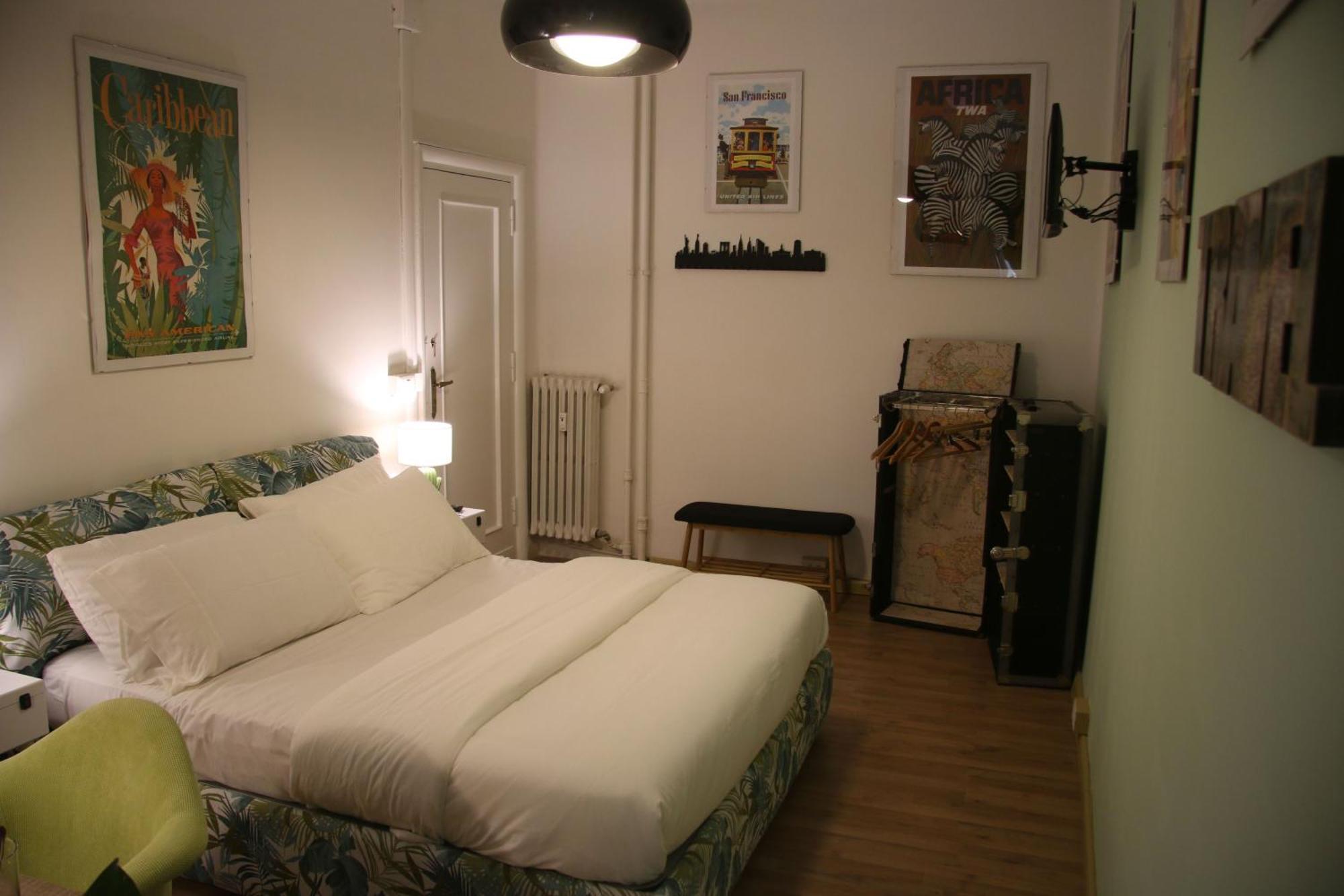 Double Room Private Bathroom